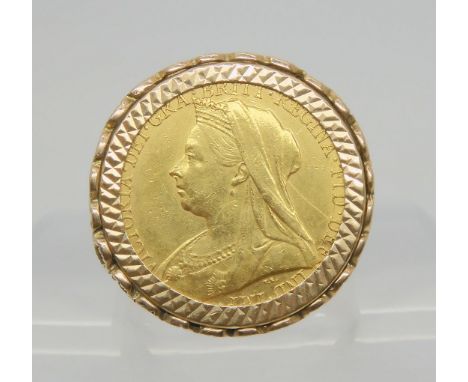 A 1900 Victorian full gold sovereign in 9ct gold ring mount, size V, weight 13.6gms Condition Report:Available upon request