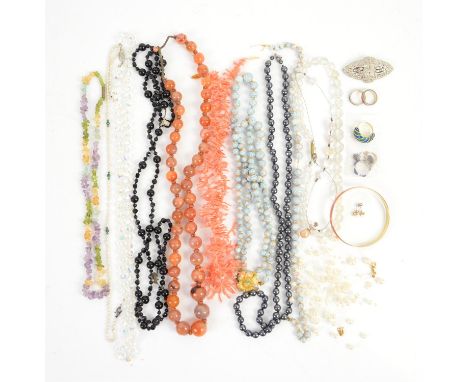 Costume jewellery, including an agate bead necklace, a free-form gem set bead necklace, set with amethyst, citrine and perido