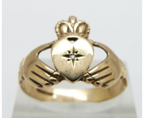 A 9ct gold Claddagh ring set with a diamond&nbsp;, 2.7g, size R