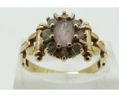 A 9ct gold ring set with quartz and cubic zirconia, size R