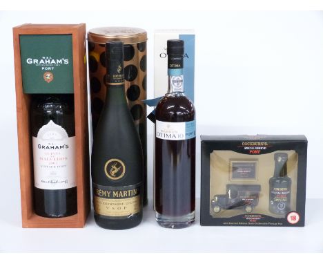 Three bottles of alcohol comprising W&amp;J Graham Quinta dos Malvedos vintage port 2001 75cl 20% Warre's Otima ten year old 