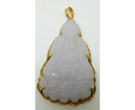 A 22ct gold pendant set with a Chinese lavender jade carved Buddha, length 5cm&nbsp;