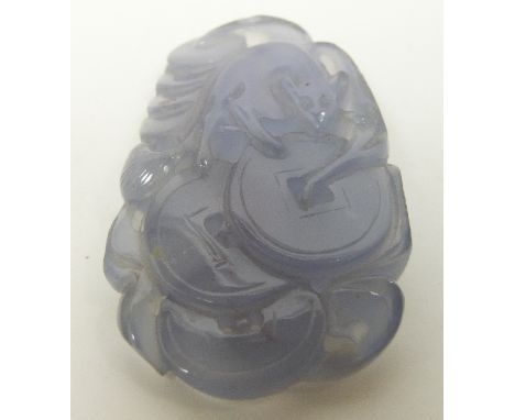Chinese lavender jade carving depicting a rat and coins, length 5cm