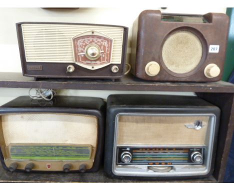 Vintage Bakelite valve radios - Bush DAC 90, Cossor, Phillips (4)