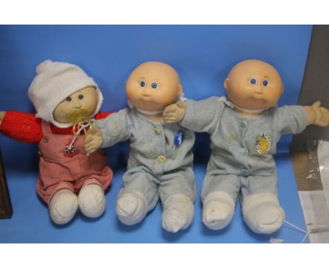THREE CABBAGE PATCH DOLLS / KIDS