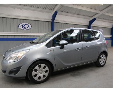 Make &amp; Model: Vauxhall Meriva EXCL CDTIDate of Reg: EJ60 XUXColour: Silvercc: 1686MoT: 20-12-2022Fuel Type: DIESELMileage