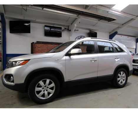 Make &amp; Model: Kia Sorento KX-1 CRDIDate of Reg: FE60 TKVColour: Silvercc: 2199MoT: 06-07-2022Fuel Type: DIESELMileage: 14