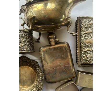 A collection of silver items to include Hip flask, boxes, gravy boat and similar total gross 500g&nbsp;