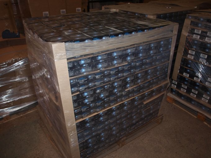 1 very large pallet of Viagum energy chewing gum Pallet qty 63 x 18