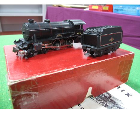 Trix T.T.R Three Rail Ref 235 Steam Locomotive/Four Wheel Tender, 4-4-0 "Hunt" class Pytchley BR black R/No 62750 - boxed , p