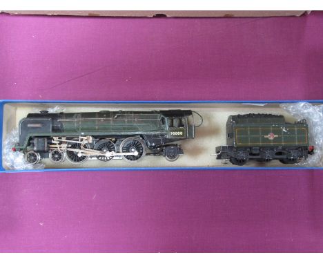 Trix TTR (UK Made) 3 Rail 4-6-2 Steam Locomotive and Six Wheel Tender, BR green " Britannia" R/No 70000, late crest, fair to 