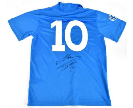 DIEGO MARADONA; a retro remake Napoli home shirt, signed to reverse with '10' printing, size L.Additional InformationCreased,