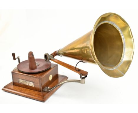 GRAMOPHONE & TYPEWRITER LTD; a New Style No.3 oak cased top wind gramophone with brass horn, circa 1904, with concert soundbo