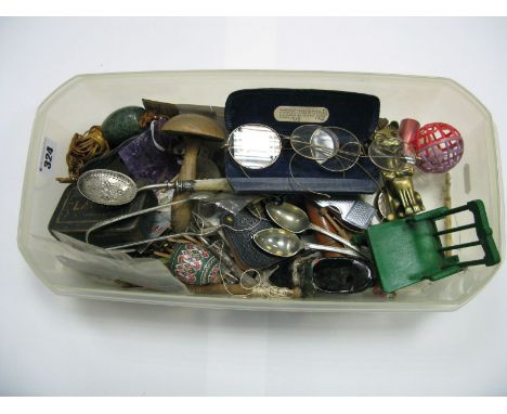 Bobbins, badges, brass pastry cutter, door knocker, etc:- One Tray