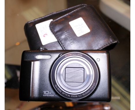Olympus D750 digital camera