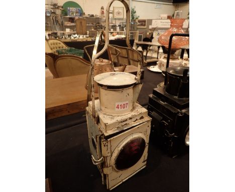 Handheld antique railways lamp ( red rear ) with burner white