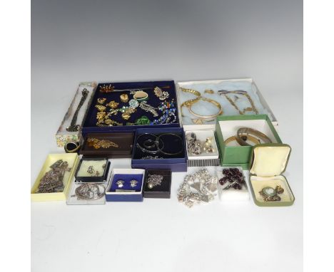 A quantity of Jewellery and Costume Jewellery, including a silver charm bracelet, a silver hinged bangle, a rolled gold hinge