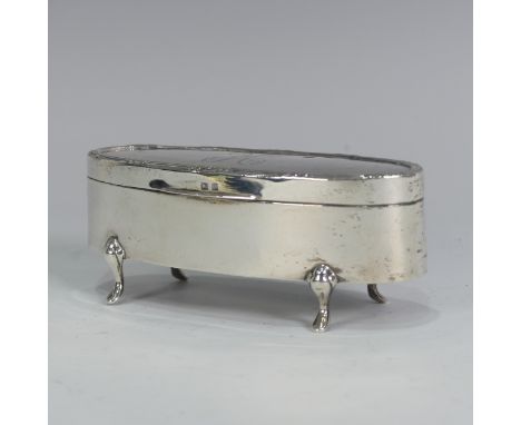 A George V silver Ring Box, by&nbsp;Charles S Green &amp; Co Ltd., hallmarked Birmingham, 1913, of oval form, the hinged cove