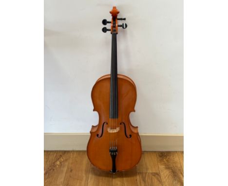 A 20th Century unbranded cello, two piece back