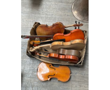 A box of violin spares 