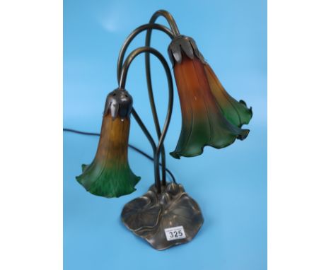 Tiffany style lamp - 1 shade A/F