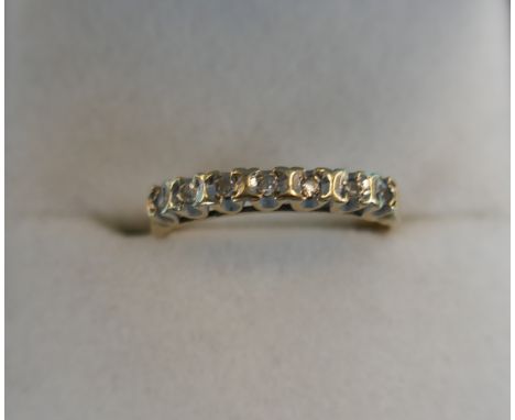 Gold diamond set ring