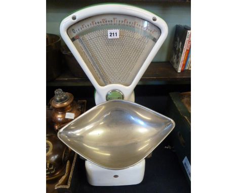 Avery grocers scales 