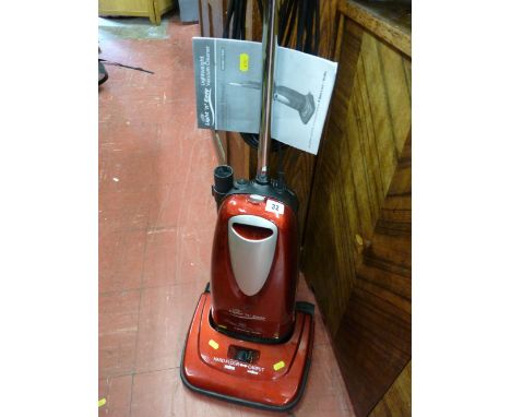 Light and Easy vacuum cleaner, model no. HT682 E/T