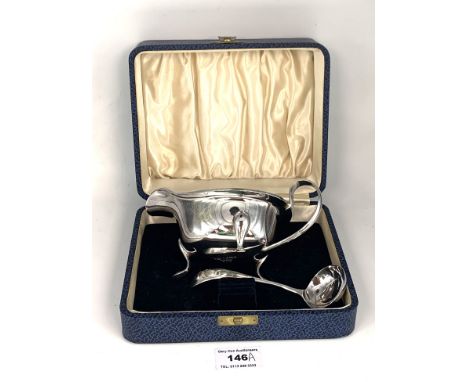 Cased EPNS  gravy boat and ladle set