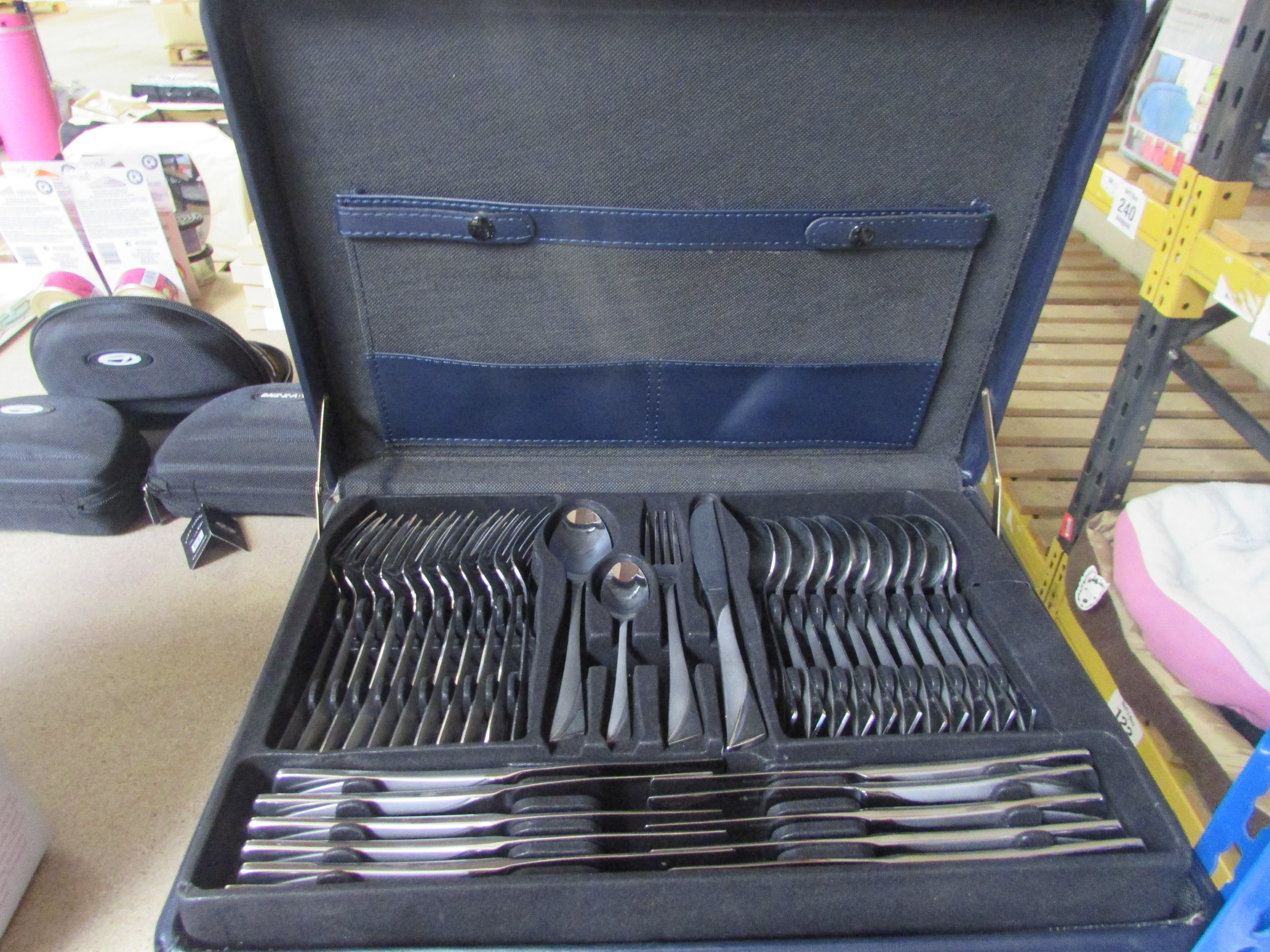 60 Piece Edelstahl Rostfrei Cutlery Set