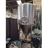 2000 Litre Stainless Steel Fermentation Vessel with 60 Degree Cone and Top and Bottom Cooling Jacket