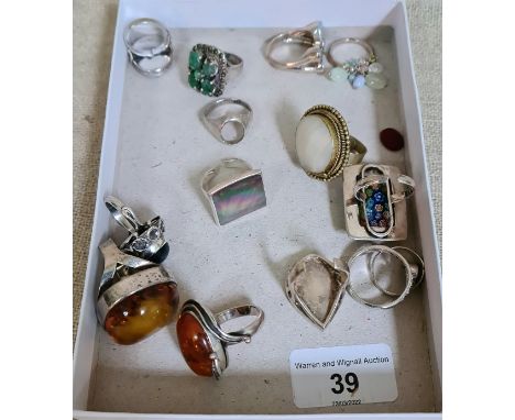 A group of 14 hallmarked silver rings, various settings and models to include amber, millefiori, mother of pearl, lapis lazul