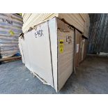 (New) Plywood pallet measures 4 x 8 ft, 18 mm thick (3/4"), approx. 51 sheets, please inspect. / (N