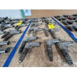 20 pneumatic drills different sizes, markings and speeds (Please inspect) / 20 taladros neumáticos