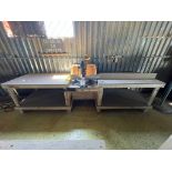 Lot of 2 pieces, contains: 1 DEWALT brand miter saw, ND model, SS series, 120 V. Includes Wood work