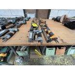 Lot of 10 nematic staplers from different brands. / Lote de 10 engrapadoras nemáticas de diferentes