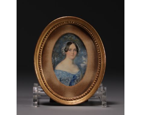"The Lady in Blue" Miniature portrait, 19th century. - Weight: 100 g - Shipping available - Region: France - Sizes: H 135MM  