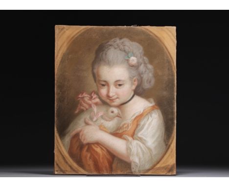 "Young Girl with Dove" French school, pastel portrait, 18th-19th century. - Weight: 340 g - Shipping available - Region: Fran