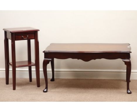 Reproduction mahogany serpentine coffee table (100cm x 60cm, H48cm), and a mahogany lamp table   Condition Report   Click her
