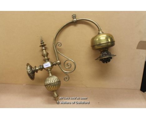 *Antique Victorian Gas Wall Lamp Converted To Run On Paraffin Oil- (Lot Subject To VAT) [LQD108]