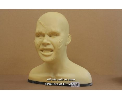 *THE EXORCIST: LINDA BLAIR UNPAINTED RESIN BUST 1.1 SCALE WITH BASE  (LOT SUBJECT TO VAT) [LQD114]