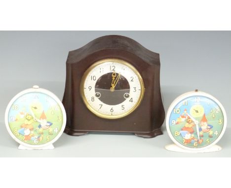 Smiths 1930s bakelite mantel clock together with two Smiths Noddy c1950s/early 1960s alarm clocks