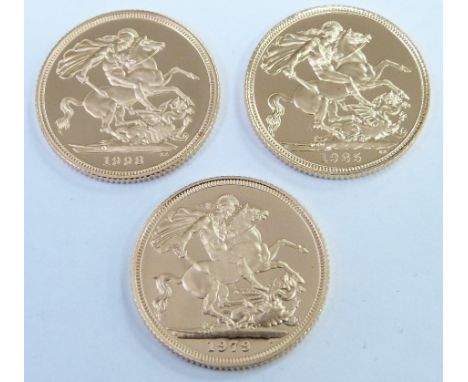 Cased set of three proof gold full sovereigns, representing three portrait versions of HM Queen Elizabeth II, 1979, 1985 and 