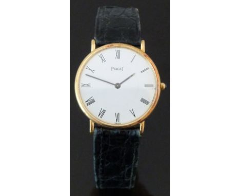 Piaget Classic 18ct gold gentleman's wristwatch ref. 9025 with black hands and Roman numerals, white dial, sapphire set crown