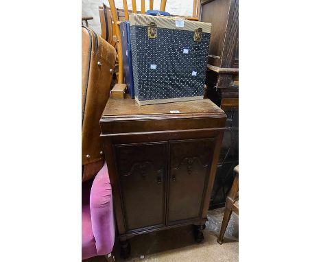 A 1930's oak cased Decca 'Salon' gramophone - sold with two record cases containing a quantity of 78rpm records