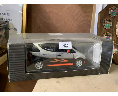 A BOXED MERCEDES BENZ A - CLASS (FORMULA 1 DESIGN) SCALE DIE CAST MODEL CAR 