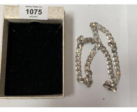 A SIVLER GENTS NECK CHAIN , BOXED 