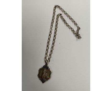 A SILVER CHAIN WITH SILVER PENDANT 