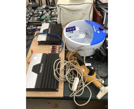 A DOUBLE ALPINE AMPLIFIER UNIT, FOOT SPA AND HOOVER IN WORKING ORDER 