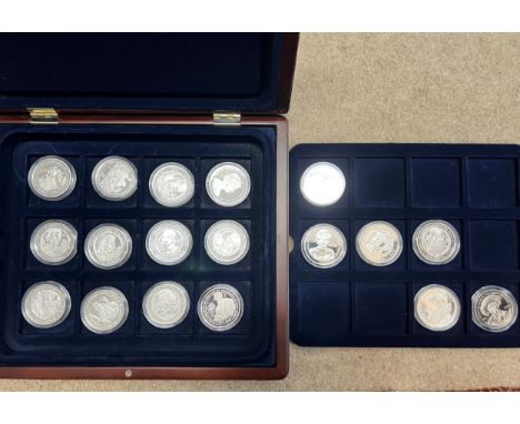 Silver Proof coin collection - The Greatest Britons and other Silver Proof coins in a wooden case, with certificates of authe